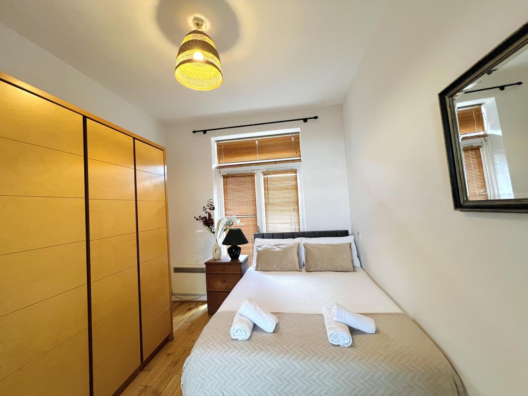 Cosy River View Flat At Temple Bar 더블린 외부 사진